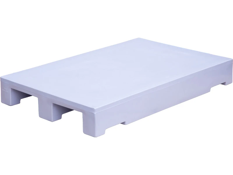 pallet_polimernyy_1200kh800kh160_na_3_polozyakh_sploshnoy_usilennyy_s_fiksatorom_balki_kod_38945